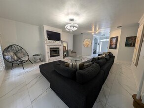 5227 NW 50th Terrace in Gainesville, FL - Building Photo - Building Photo