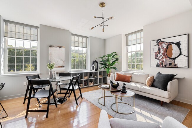 property at 7 Warren Ave
