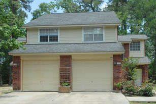 32606-32614 Tamina Rd in Magnolia, TX - Building Photo