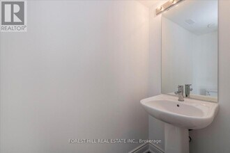 119 Marina Village Dr in Georgian Bay, ON - Building Photo - Building Photo