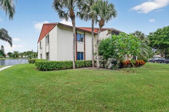 4850 Sable Pine Cir in West Palm Beach, FL - Building Photo - Building Photo