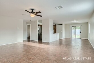 1117 E Denim Trail in San Tan Valley, AZ - Building Photo - Building Photo