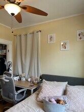 176 Elm St, Unit 3 in North Cambridge, MA - Building Photo - Building Photo