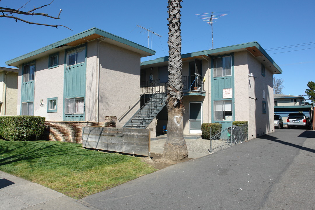 3223 Impala Dr in San Jose, CA - Foto de edificio