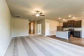 1601 Crimson Lake Blvd in El Reno, OK - Building Photo - Building Photo