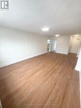 237 Lakeshore Rd E in Mississauga, ON - Building Photo - Building Photo