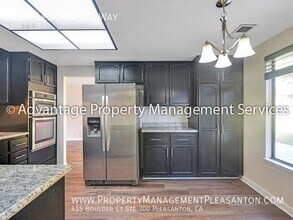 7307 Lemonwood Way in Pleasanton, CA - Building Photo - Building Photo