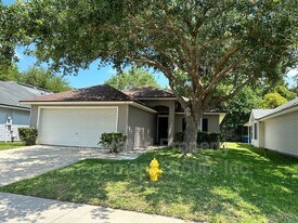 2919 Centerwood Dr N