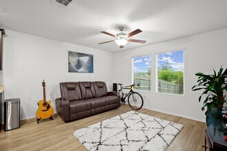 7304 Sparkling Light Dr in Del Valle, TX - Building Photo - Building Photo
