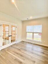 134 Fishermans Wy in Poquoson, VA - Building Photo - Building Photo