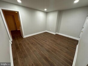 3380 Agate St in Philadelphia, PA - Building Photo - Building Photo
