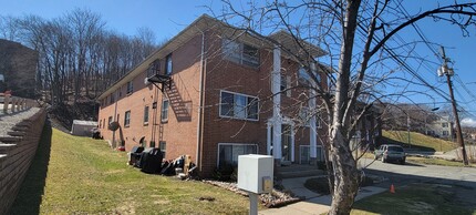 16-18 Mill St in Newton, NJ - Building Photo - Building Photo