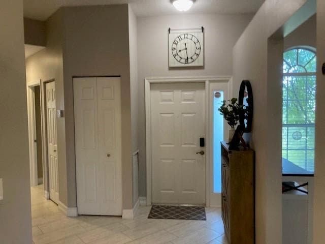 property at 21123 Vía Ventura