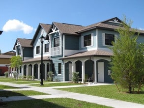 Homes of Renaissance Preserve in Ft. Myers, FL - Foto de edificio - Building Photo