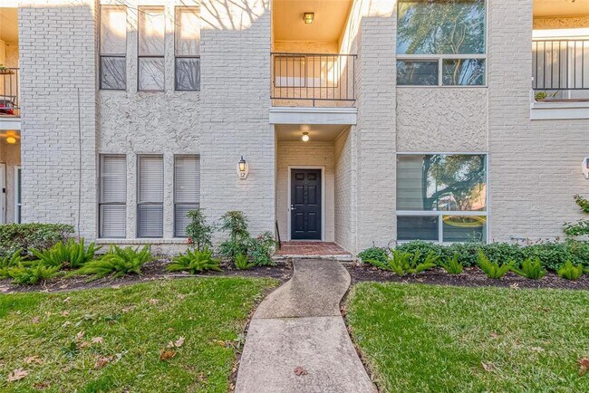 property at 1330 Augusta Dr
