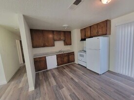 1024 X St in Merced, CA - Building Photo