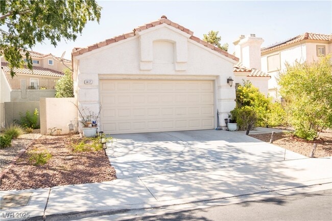 property at 1417 Country Hollow Dr