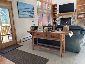 1236 Co Rd 8 in Fraser, CO - Building Photo - Building Photo