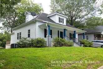 925 Harris St in Burlington, NC - Building Photo - Building Photo