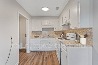 194 Victoria Dr in Lake Charles, LA - Building Photo - Building Photo