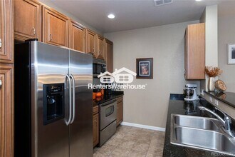 1765 S Buchanan Cir in Aurora, CO - Foto de edificio - Building Photo