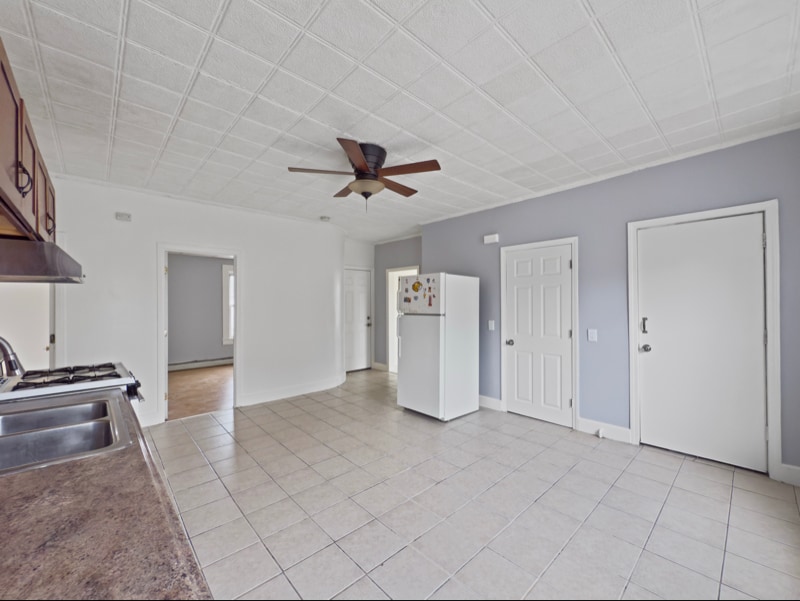 61 Knox St in Lawrence, MA - Building Photo