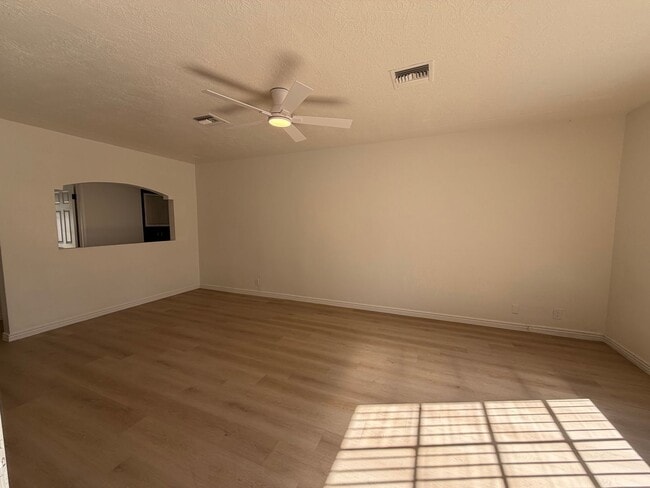 1116 E 1st Ave in Mesa, AZ - Building Photo - Building Photo