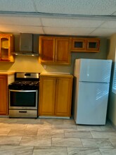 413 NW Madison St, Unit 3 in Lake City, FL - Building Photo - Building Photo