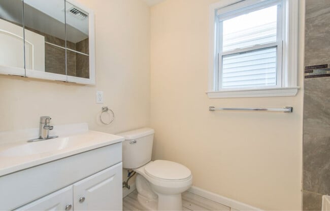848 Lafayette St in Elizabeth, NJ - Building Photo - Building Photo
