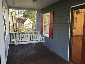 123 Bonaparte Dr in Hillsborough, NC - Building Photo - Building Photo