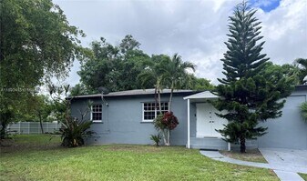 1590 NE 141st St in North Miami, FL - Building Photo