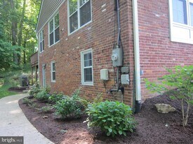 8543 W Howell Rd in Bethesda, MD - Building Photo