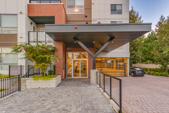 Fraser Landing Apartments in Surrey, BC - Building Photo - Building Photo