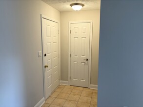 312 Park Ridge Cir in Marietta, GA - Building Photo - Building Photo