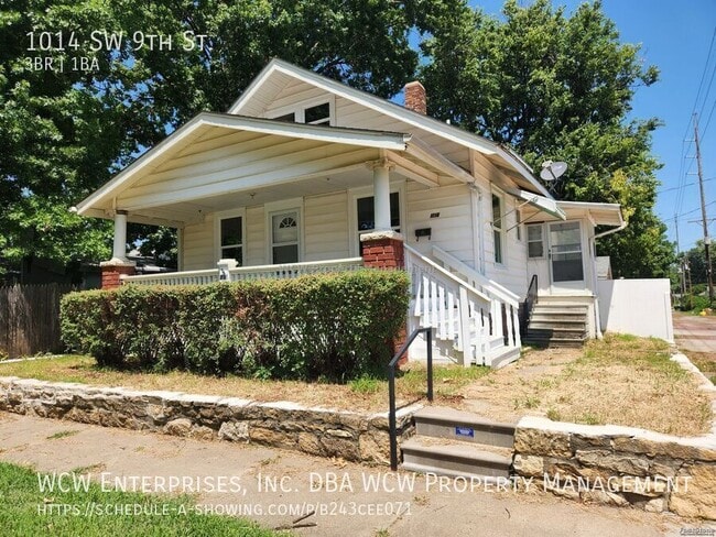 property at 1014 SW 9th St