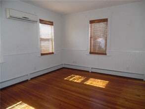 51 Union St in Warren, RI - Building Photo - Building Photo