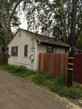 2812 C St in Sacramento, CA - Building Photo - Building Photo