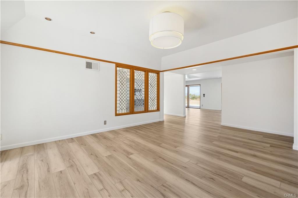 16347 Mandalay Dr in Los Angeles, CA - Building Photo