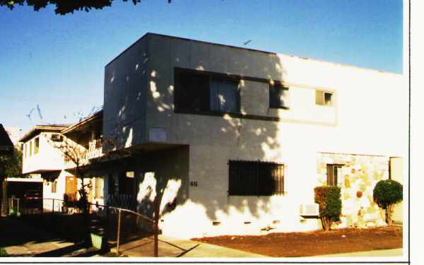 615 S Pacific Ave in Glendale, CA - Foto de edificio - Building Photo