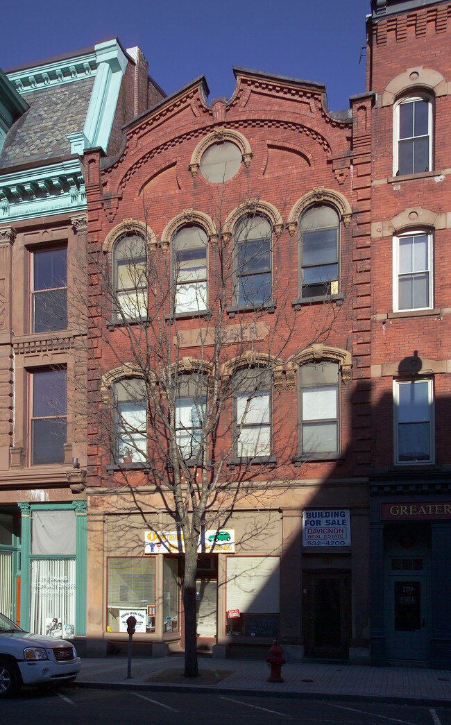 181 High St in Holyoke, MA - Building Photo - Building Photo