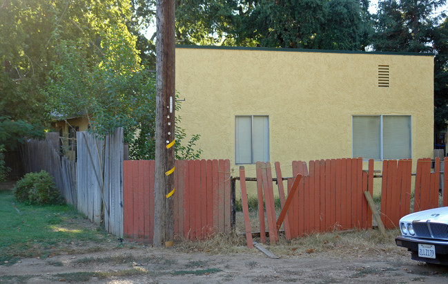 3310-3350 Ivy St in Sacramento, CA - Foto de edificio - Building Photo