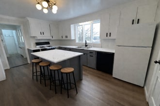 1128 Ridge Rd in Webster, NY - Building Photo - Building Photo