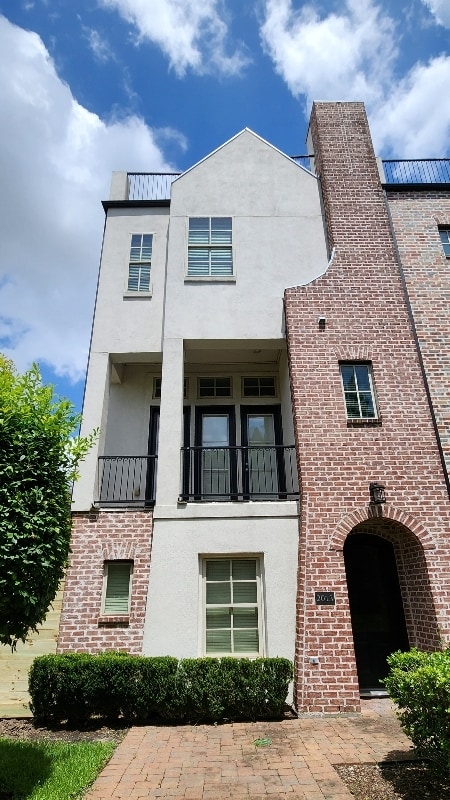 2013 Fannin Station in Houston, TX - Building Photo - Building Photo