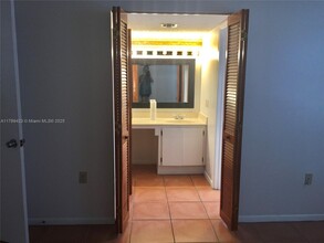 830 NW 106th Ave, Unit 8B7-1 in Miami, FL - Building Photo - Building Photo