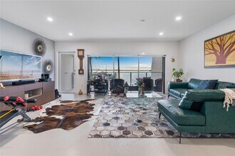 166 Harbor Dr-Unit -13C in Key Biscayne, FL - Building Photo - Building Photo