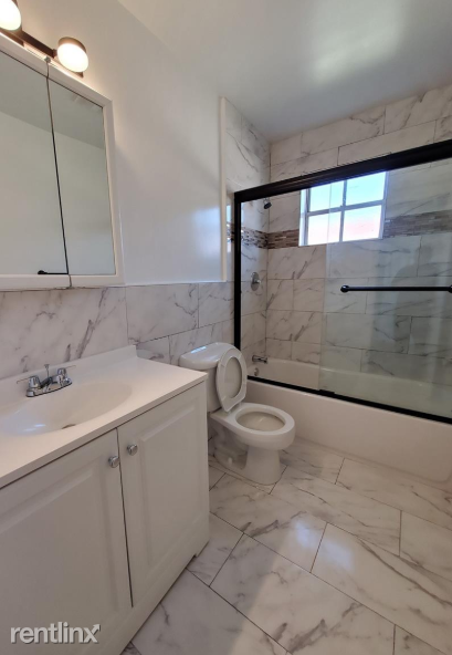8657 SW 5th St in Pembroke Pines, FL - Building Photo - Building Photo