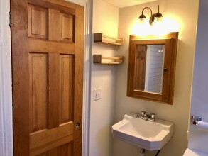 30 Royal St, Unit Apt 1 in Providence, RI - Building Photo - Building Photo