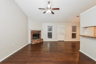 10102 Williford Dr in Olive Branch, MS - Building Photo - Building Photo