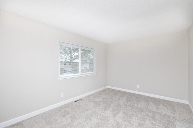Harpers Square Apartments in Virginia Beach, VA - Building Photo - Building Photo