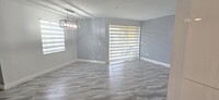 8906 W Flagler St, Unit 219 in Miami, FL - Foto de edificio - Building Photo